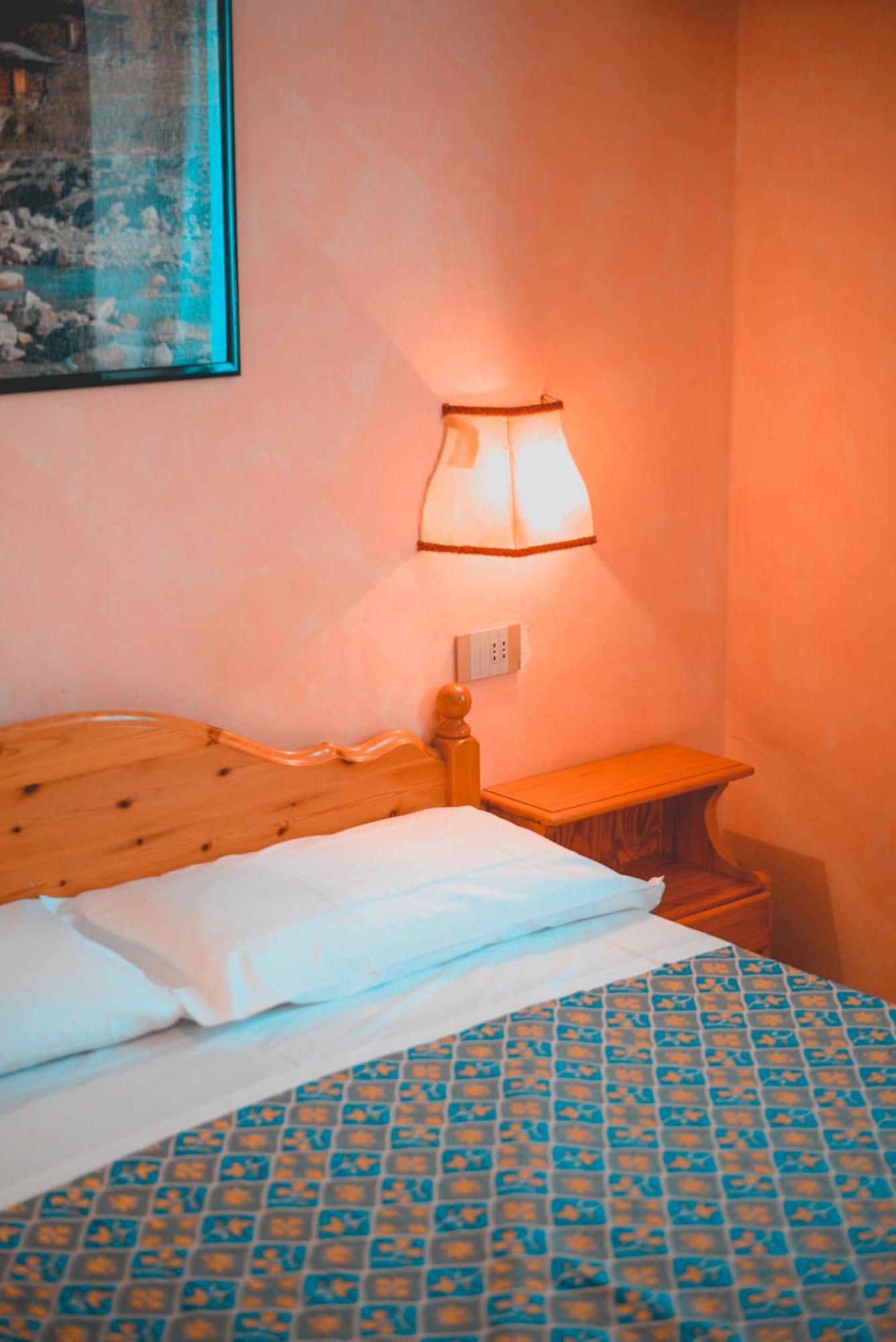 Hotel Stelvio Varese Ngoại thất bức ảnh