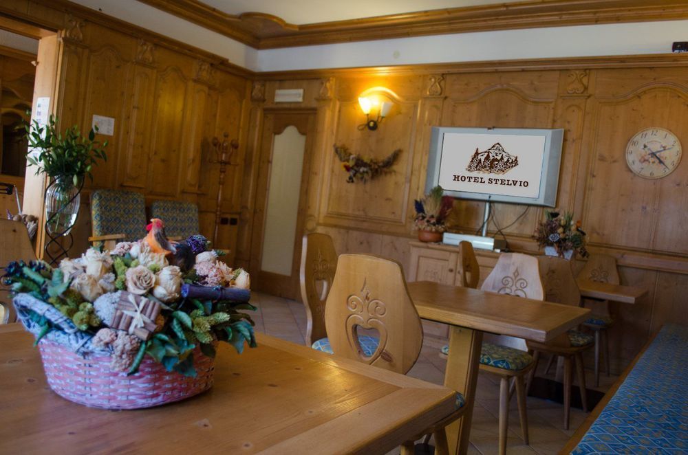 Hotel Stelvio Varese Ngoại thất bức ảnh