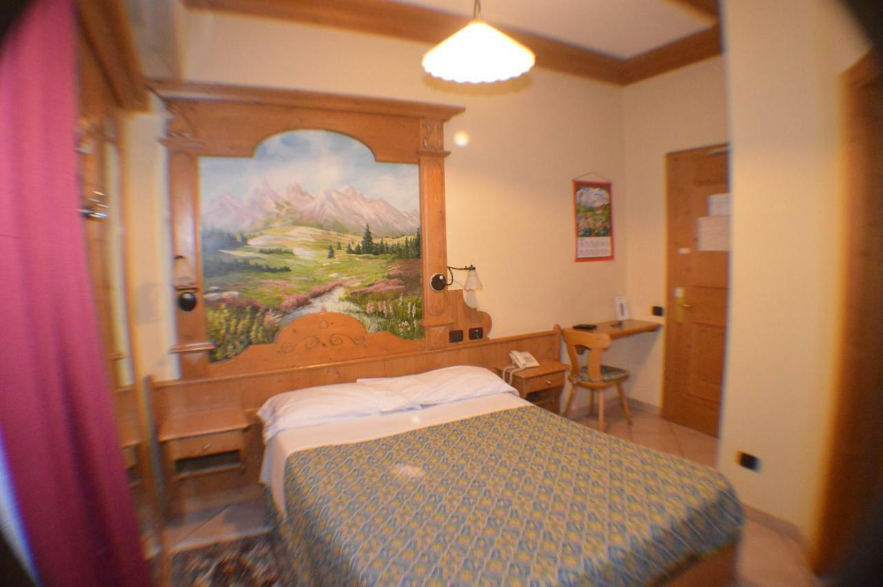 Hotel Stelvio Varese Ngoại thất bức ảnh